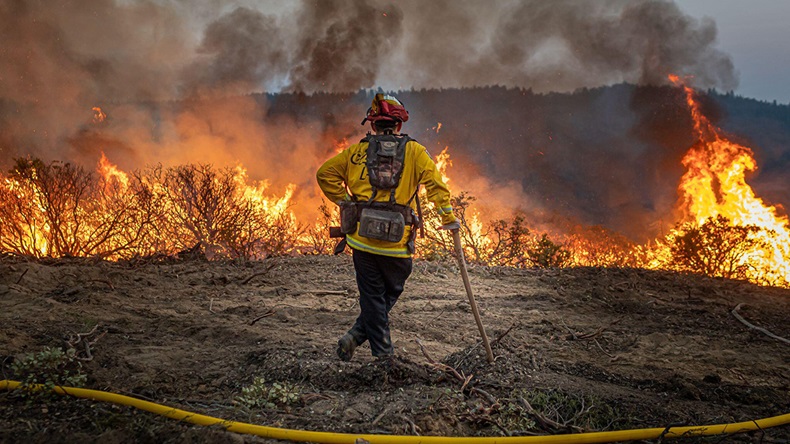 California Caldor fire (2021) (Pacific Press Media Production Corp/Alamy Live News)