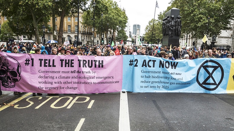 Extinction Rebellion (Tony Farrugia/Alamy Stock Photo)