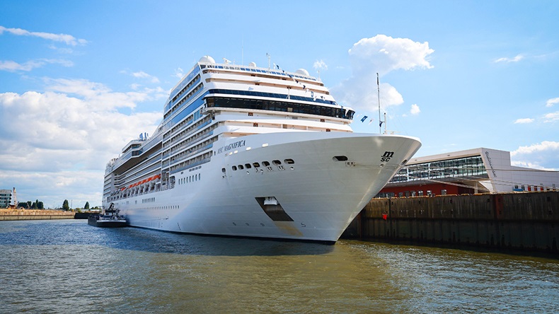 Cruiseship (Christian Charisius/dpa/Alamy Live News)
