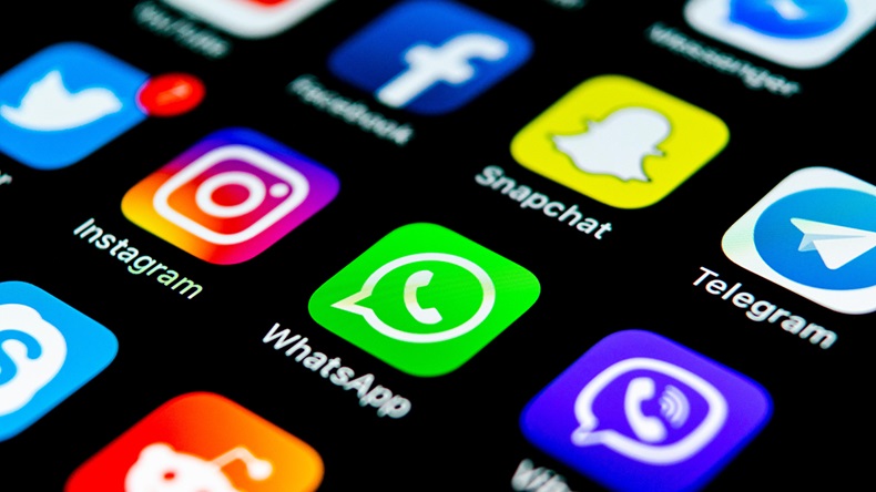 Social media (bigtunaonline/Alamy Stock Photo)