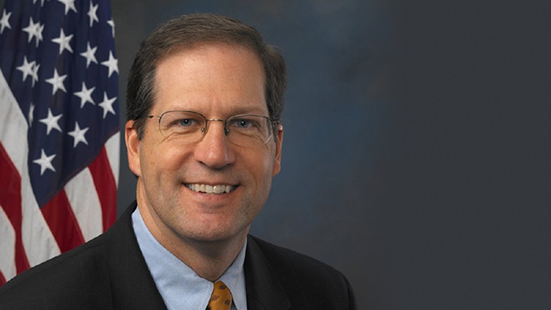 John Sununu, council member, Lloyd's