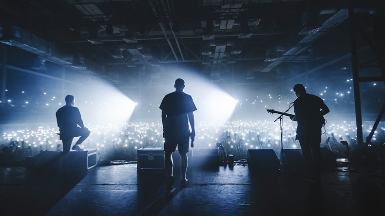 Gig (Taya Ovod/Shutterstock.com)