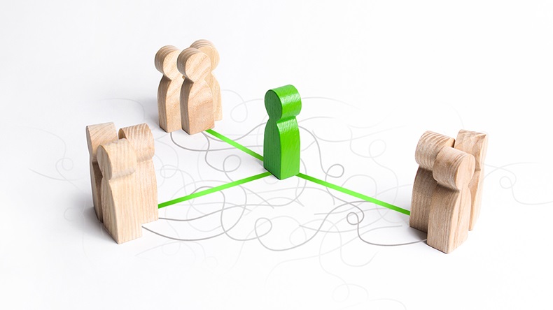 Intermediary (Andrii Yalanskyi/Shutterstock.com)
