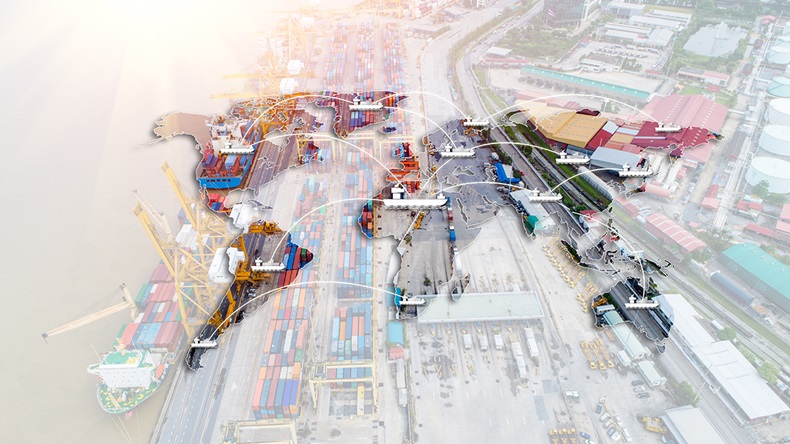 Shipping technology (Travel mania/Shutterstock.com)