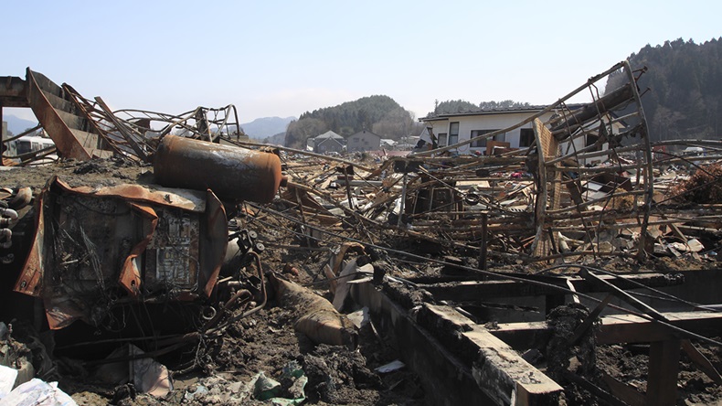Tohoku earthquake (2011) (yankane/Shutterstock.com)