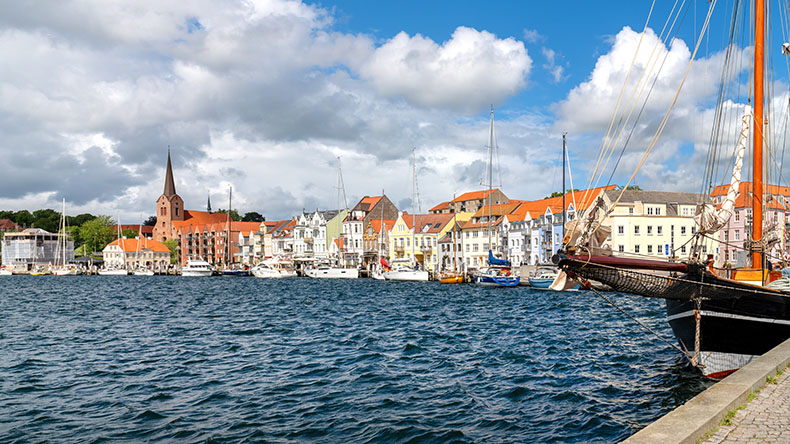 MNK Group acquires Danish insurer