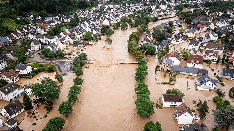 Town under water as river breaks its banks