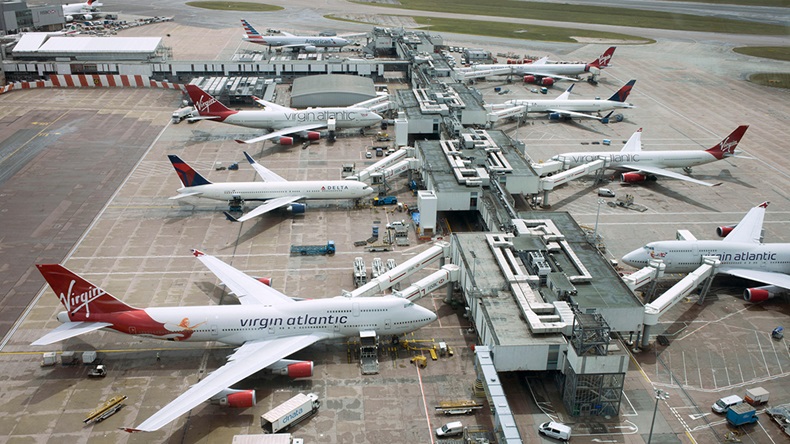 Aeroplanes (RichardBakerRisk/Alamy Stock Photo)