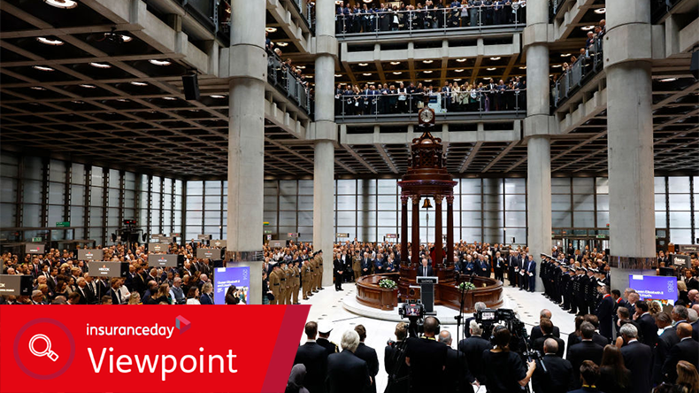 Lloyd's of London_Lutine Bell