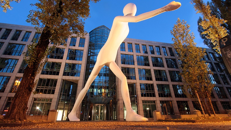 Munich Re head office, Munich (CHROMORANGE/Ralph Peters/Alamy Stock Photo)