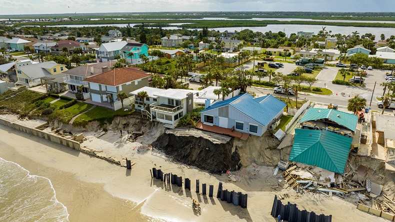 Hurricane Nicole Florida (2022) (felix mizioznikov/Alamy Stock Photo)