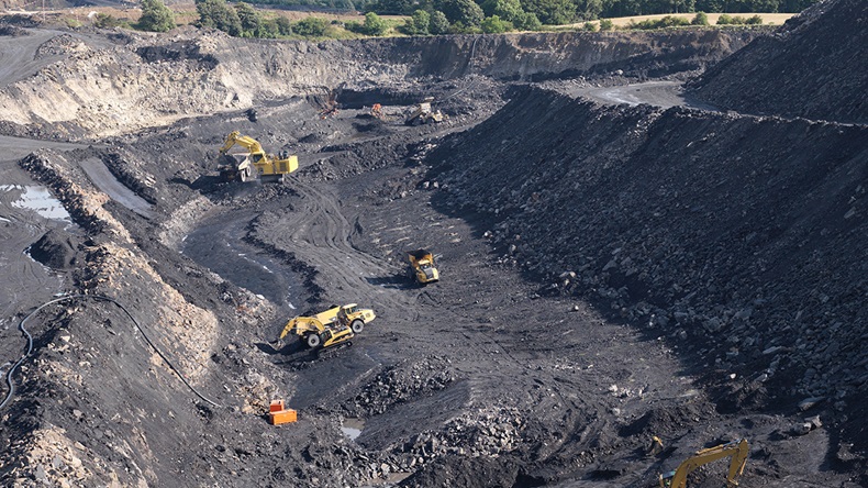 Coal mine (Cultura Creative RF/Alamy Stock Photo)