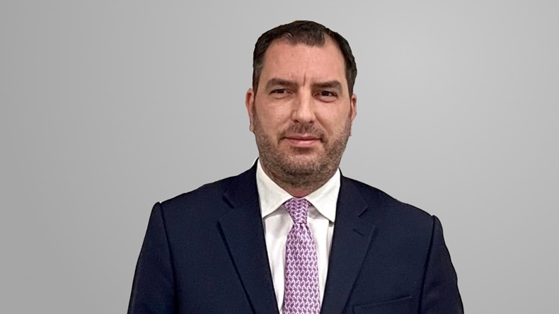 Robert Ralf, financial lines divisional director, Ballantyne Brokers