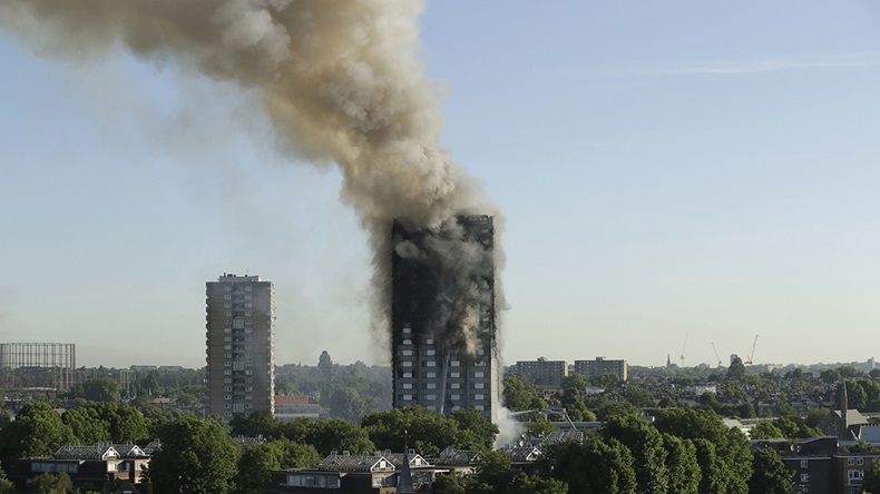 Grenfell Tower fire, London (© 2017 Matt Dunham/AP)