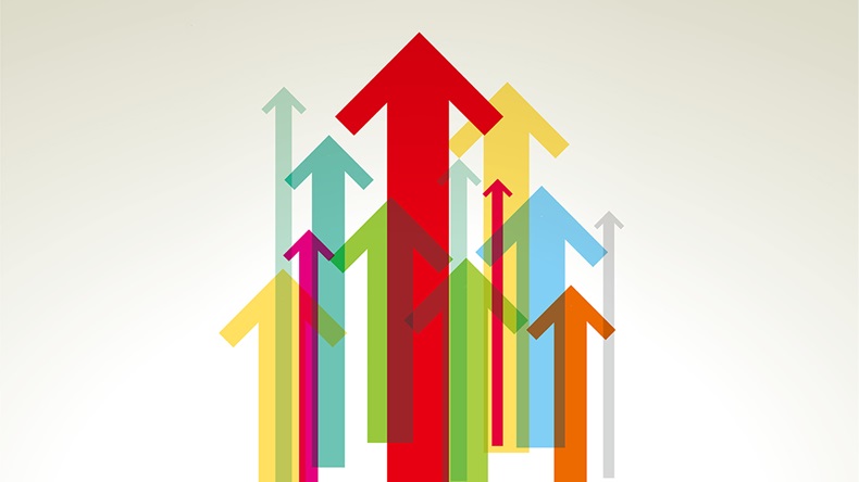 Arrows up (RIE SAKAE/Shutterstock.com)