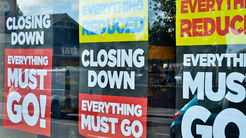 Closing down (JLRphotography/Shutterstock.com)