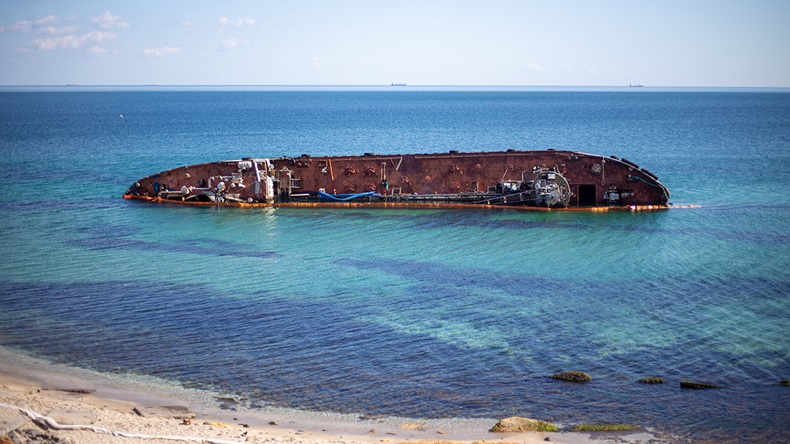 Oil tanker shipwreck (Taras Drozdov/Shutterstock.com)
