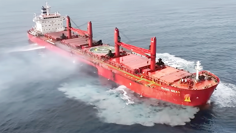 Magic Seas under attack by Houthis before sinking in Red Sea - July 2025