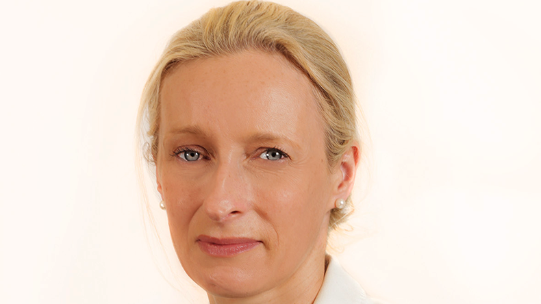 Headshot of Louise Nevill, CEO of marine, cargo and logistics, UK, Marsh