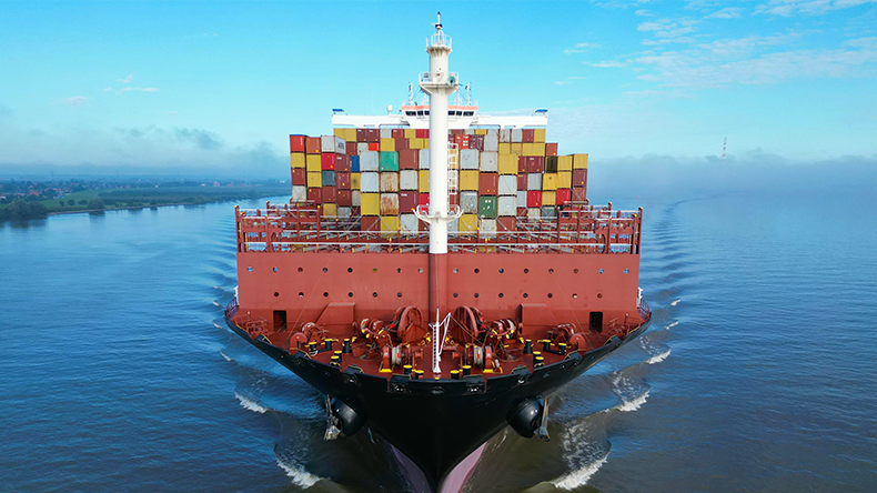 Maersk Candor containership at river