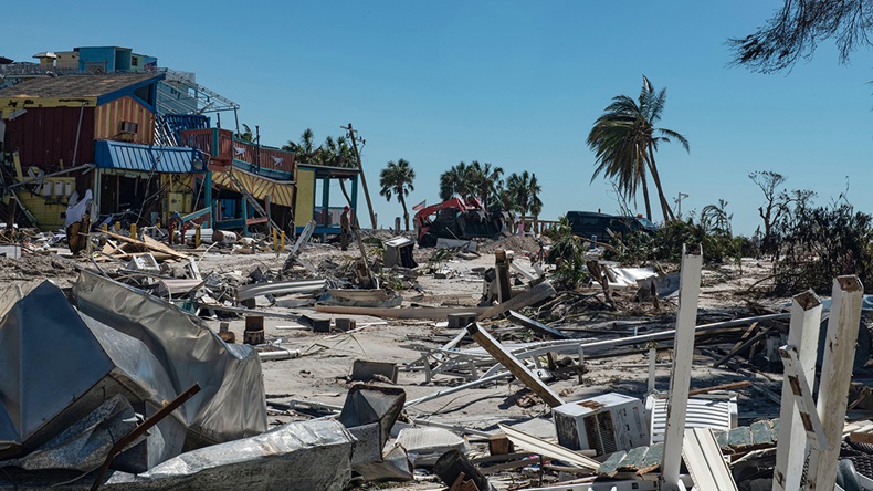 Hurricane Ian, Fort Myers beach